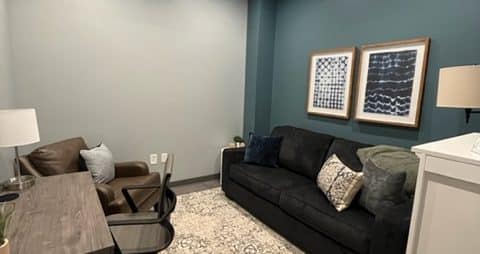 Ellie Fishers Indiana Clinic - Office