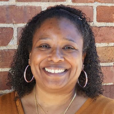 Rachel Snipes headshot