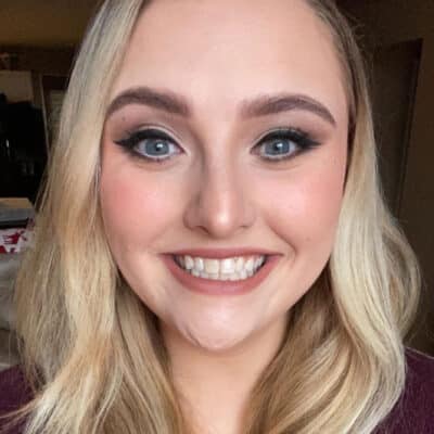 Chelsea Stone headshot