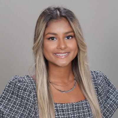 Jessica Guchhait headshot