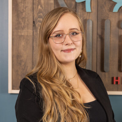 Caelie Jones headshot