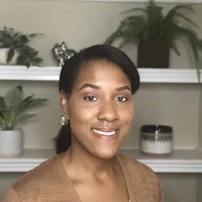 Myracle Clay-Bennett headshot