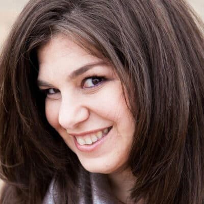 Randi Racenstein (she/her) headshot