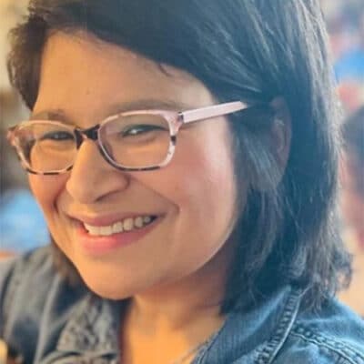 Rosie Ponce-Ash headshot