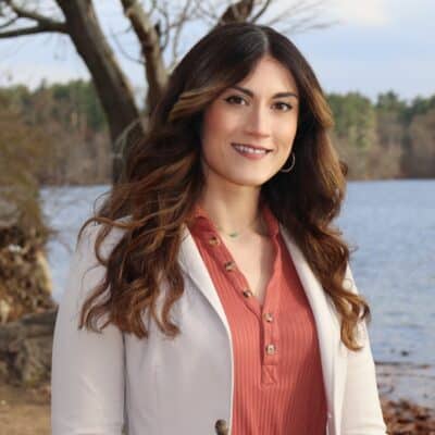 Selen Saydam headshot