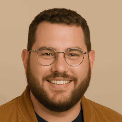 Gabriel Tijerina headshot