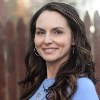 Alison Prescott headshot