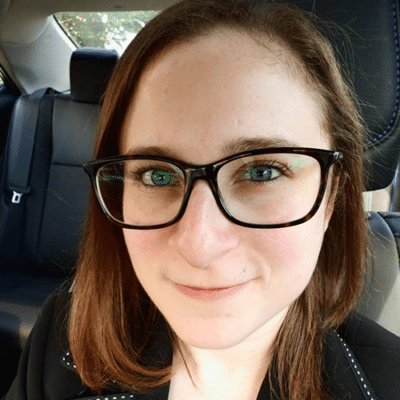 Alexandra Abuhoff headshot