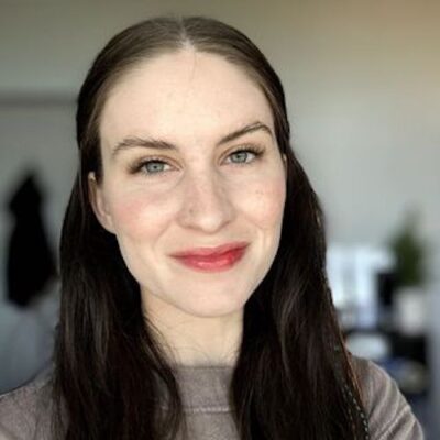 Jacqueline Mace headshot