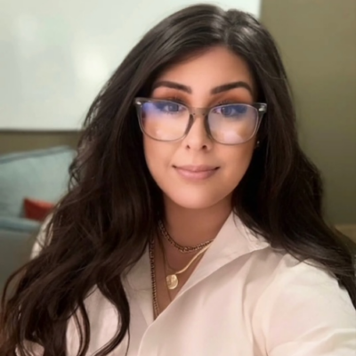 Arianna Hullings headshot