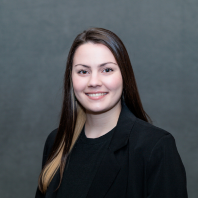 Julia Richards headshot