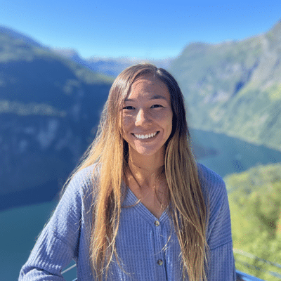 Keri Hanebuth headshot