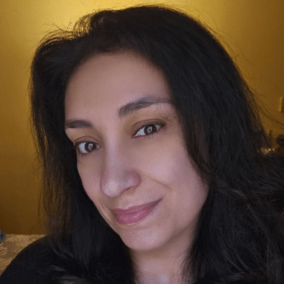 Kelly Pimentel headshot