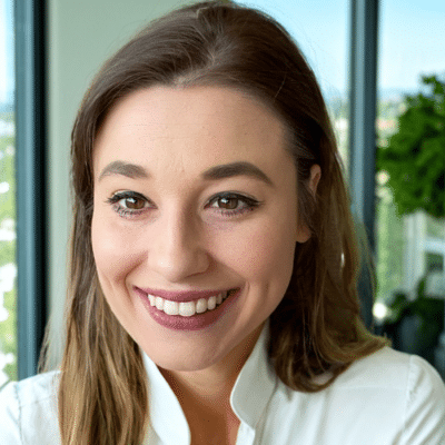 Cynthia Sivick headshot