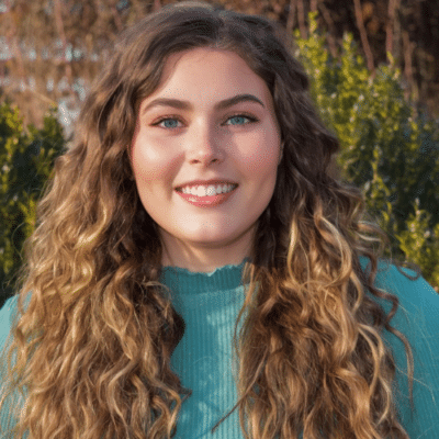 Anna Hinson headshot