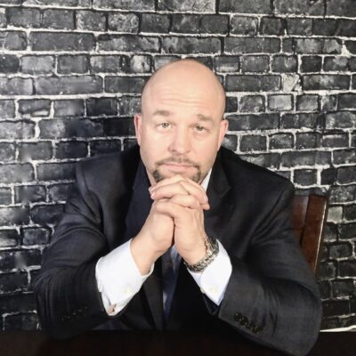 Steven J Drzewoszewski headshot