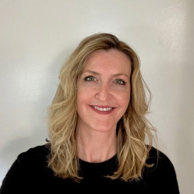 Kate Travis headshot