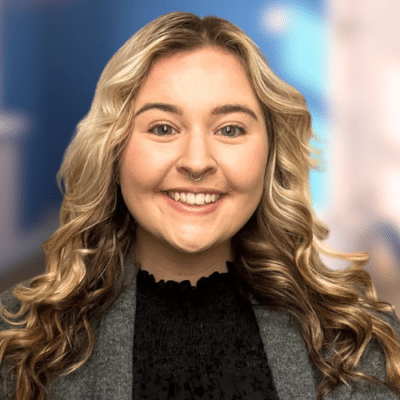 Abbey Williamson headshot