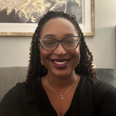 Ebony Thomas headshot