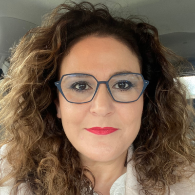 Sahar Abouchahine-Allan headshot