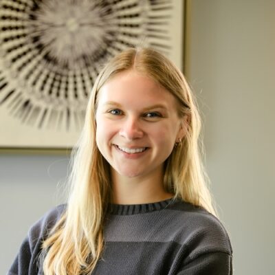 Chloe Rosman headshot