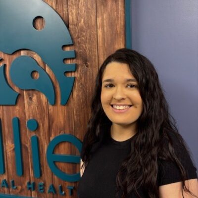 Megan Canfora headshot