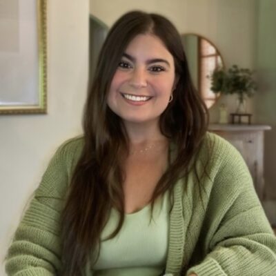 Angela Sanders headshot