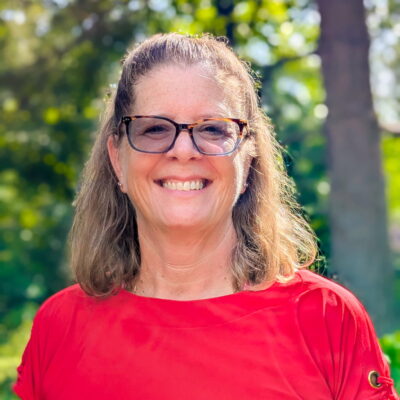 Karen Almstedt headshot