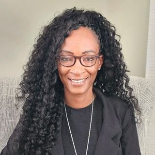 Renita Birt headshot