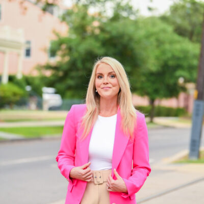 Erin Stevens headshot