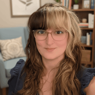 Ashley Pena headshot