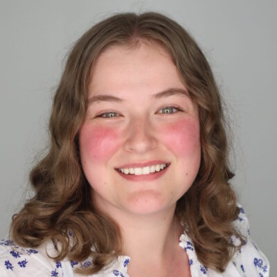 Hannah Williams headshot