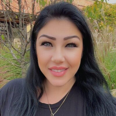 Alana Amore-Nicolazzo headshot